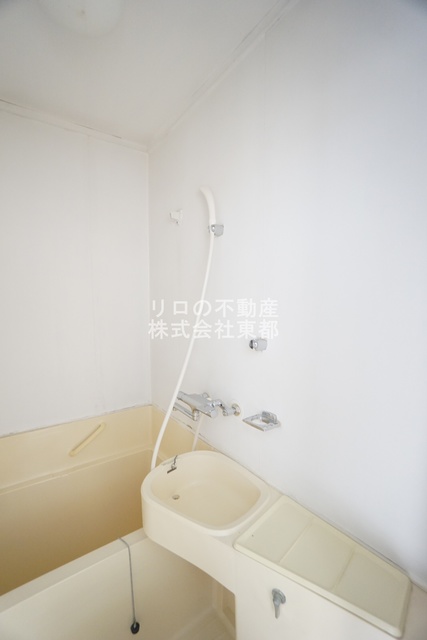 洗面設備　洗面ボウルもついているので、ここで洗顔できますね☆