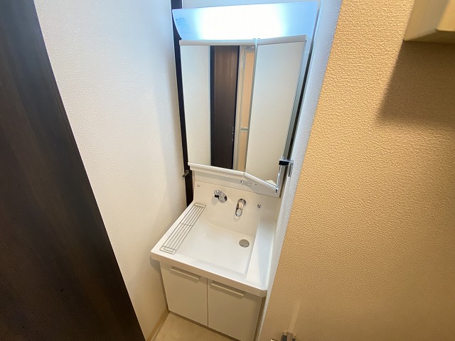 洗面設備　広い洗面スペース