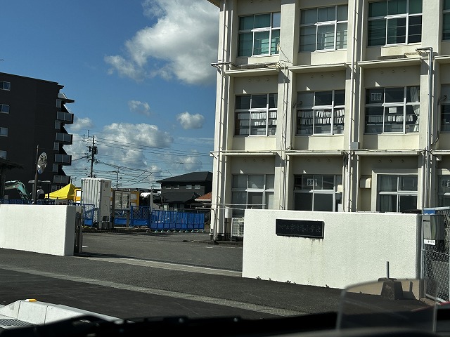 小学校　宮崎港小学校（小学校）まで350m