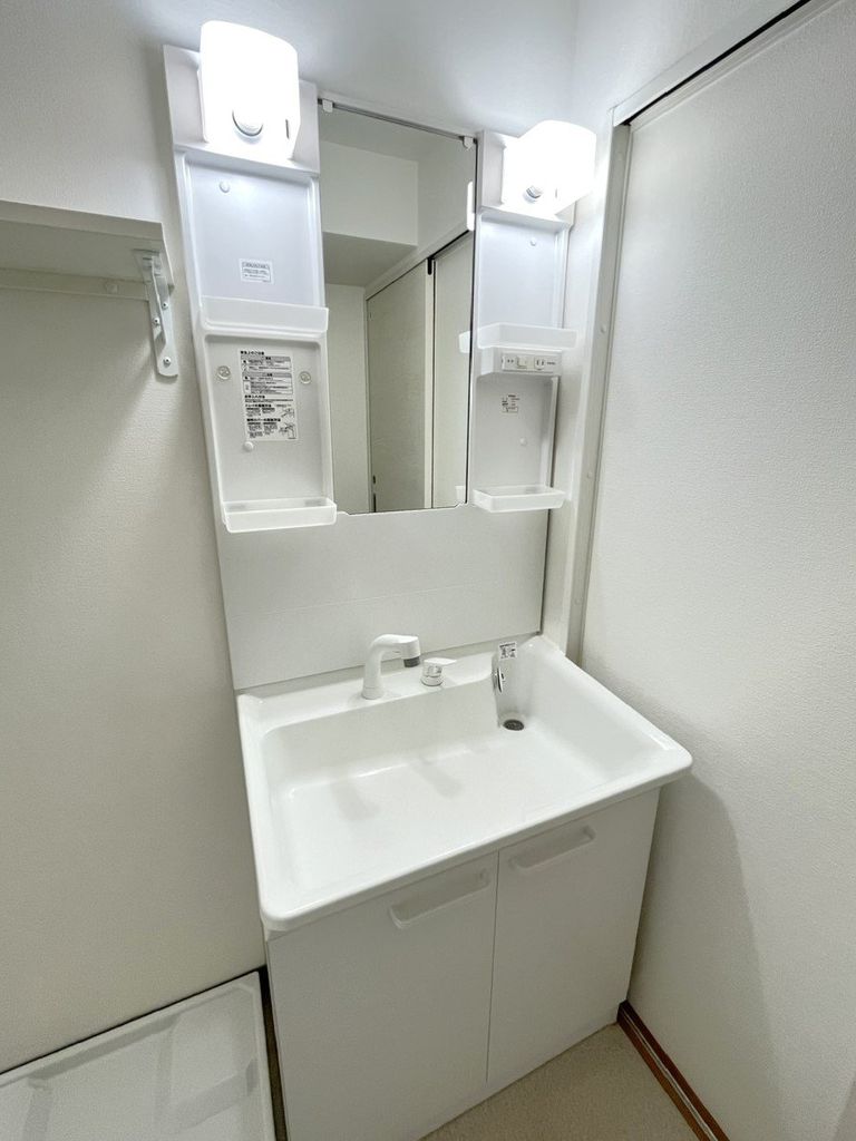 洗面設備　※代表タイプの写真のため実際と異なる場合がございます
