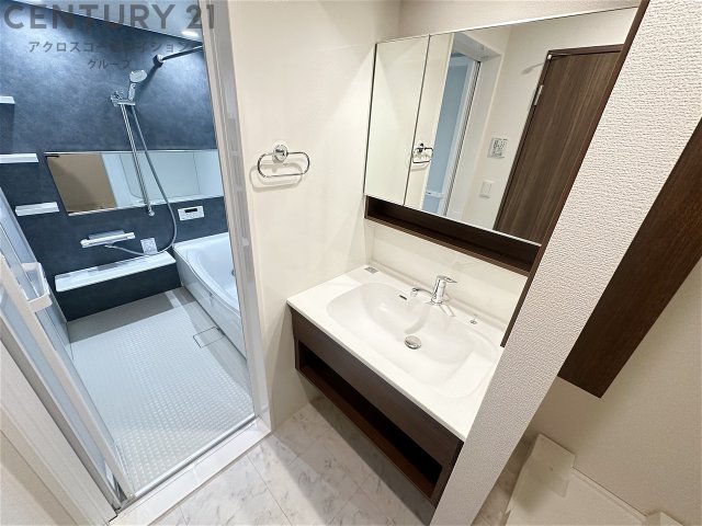 洗面設備　独立洗面台付き♪