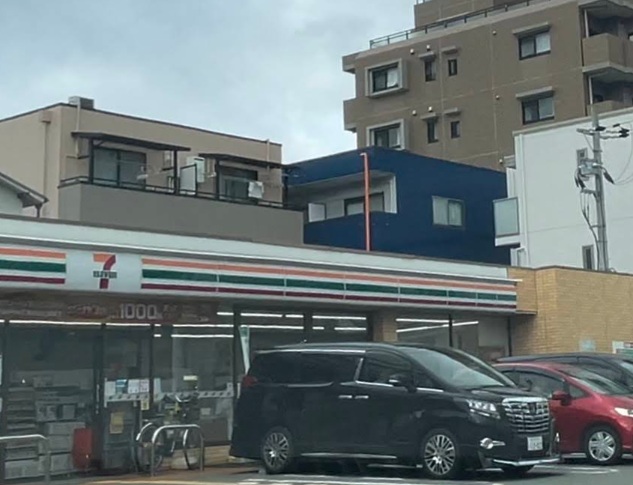 コンビニ　セブンイレブン 尼崎上坂部3丁目店（コンビニ）まで519m