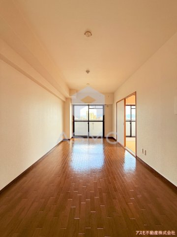 居室・リビング　同マンション別部屋　参考写真