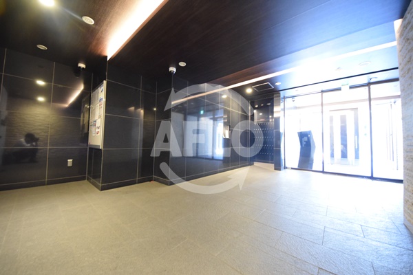 ロビー　プレサンス心斎橋クオーレ　ロビー