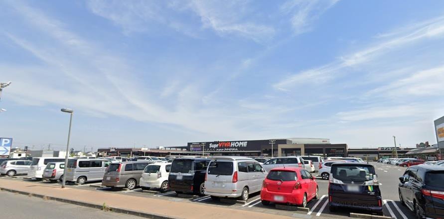ホームセンター　スーパービバホーム三郷店（ホームセンター）まで1900m