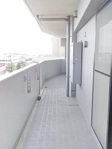 バルコニー　★広いバルコニーが２ヶ所・２面バルコニー★