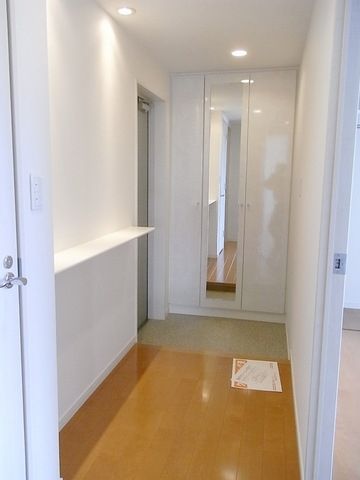 玄関　★広い玄関スペース★