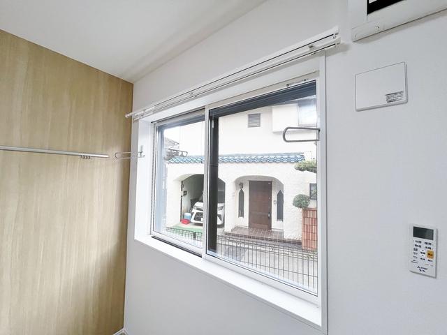 バルコニー　同じ施工会社の他物件写真です。参考に！
