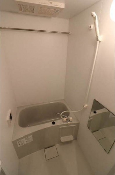 バス・シャワールーム　日々の疲れを癒すお風呂です♪