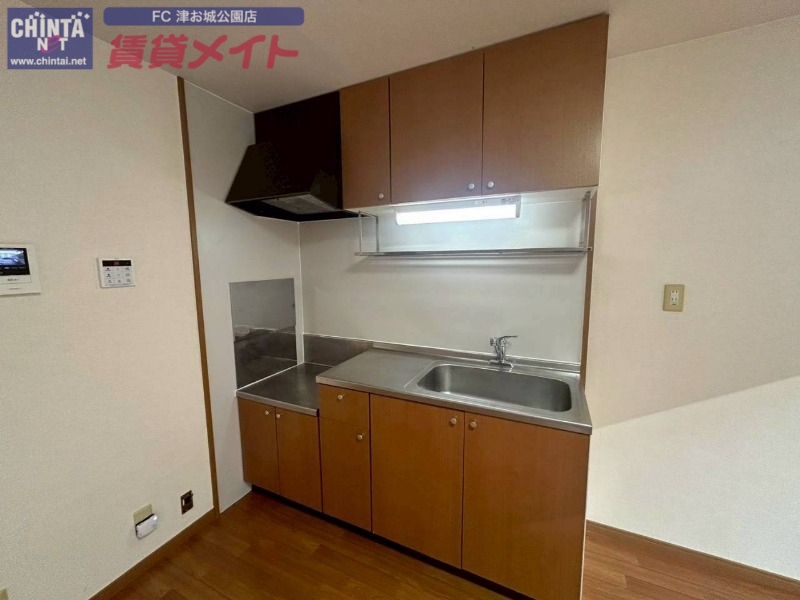 キッチン　同タイプの部屋写真です