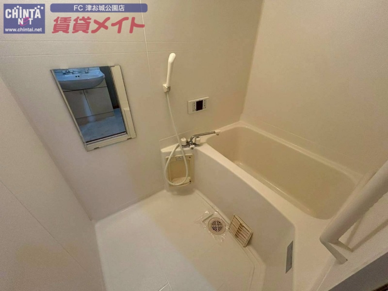 バス・シャワールーム　同タイプの部屋写真です