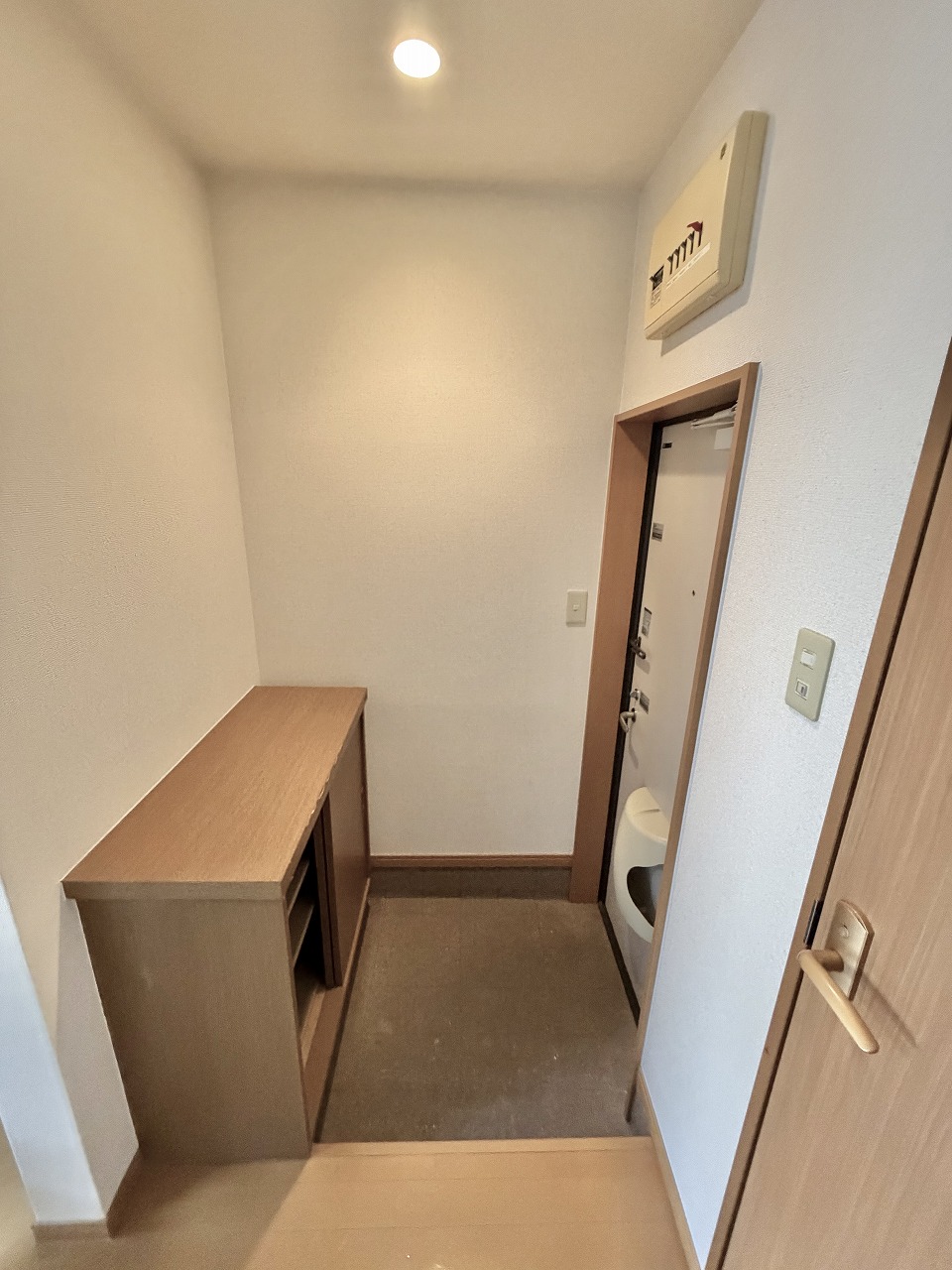 ＪＲ山陽本線 新長田駅 徒歩10分 2階建 築23年の玄関写真