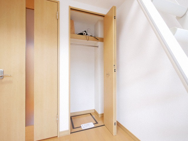 収納　衣類の収納に便利なクローゼットが付いています！