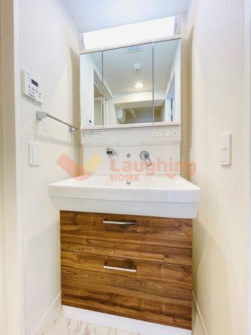 洗面設備　類似物件の参考写真です。