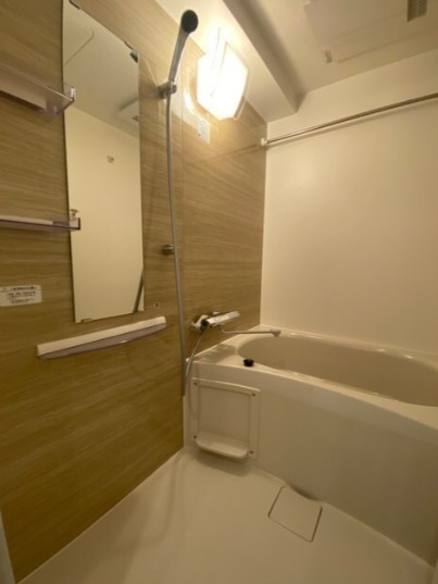 バス・シャワールーム　バス