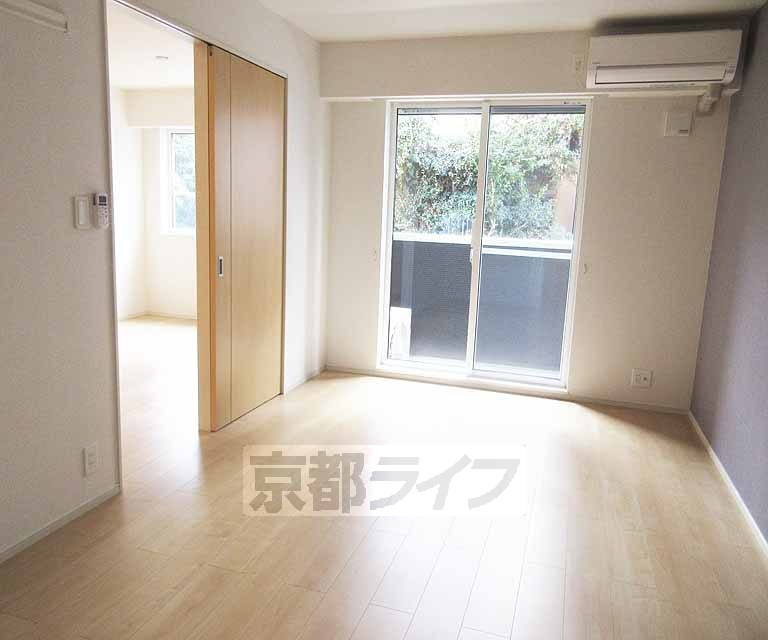 居室・リビング　日当りが良く広々としたお部屋です！