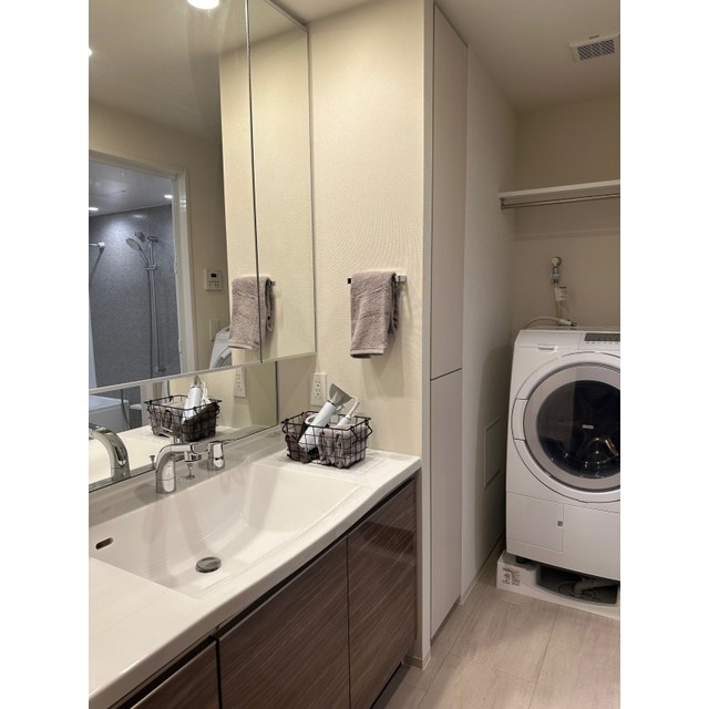 洗面設備　※写真は同タイプ住戸です。