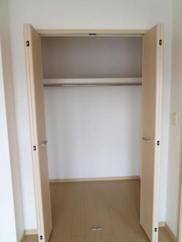 収納　※同タイプ部屋の写真です。