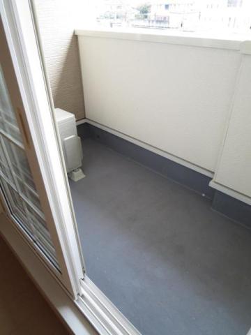 バルコニー　※同タイプ部屋の写真です。