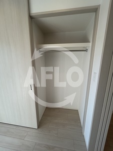 収納　ザ・パークハビオ都島フロント　クローゼット