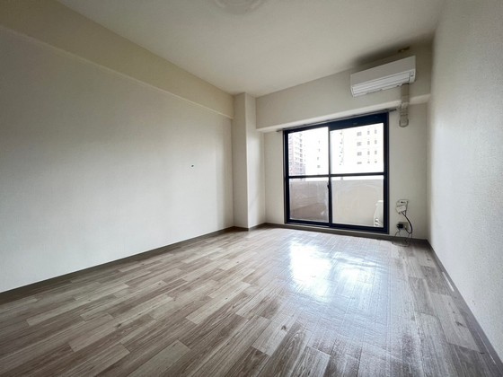 居室・リビング　※別部屋の写真です