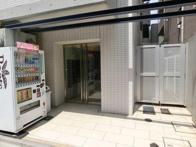 エントランス　エントランス