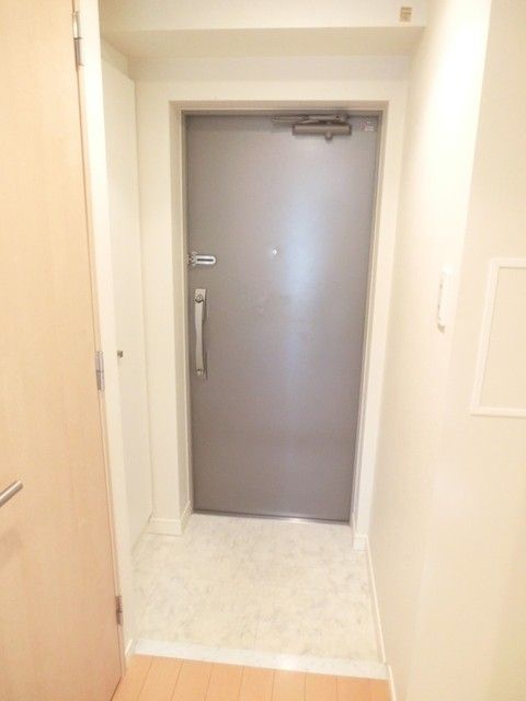 玄関　玄関スぺース