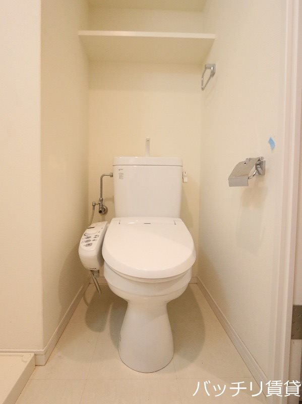 トイレ　同型タイプの為現状優先