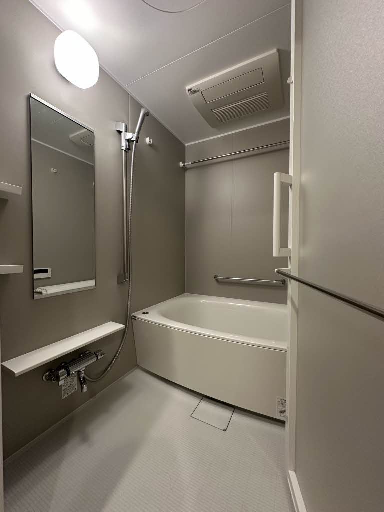 バス・シャワールーム