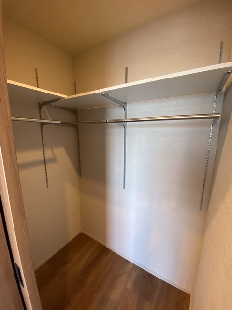 収納　嬉しいウォークインクローゼット付き