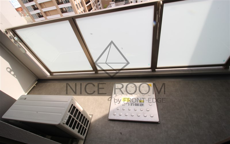 バルコニー　アザレア梅田　バルコニー　別部屋写真