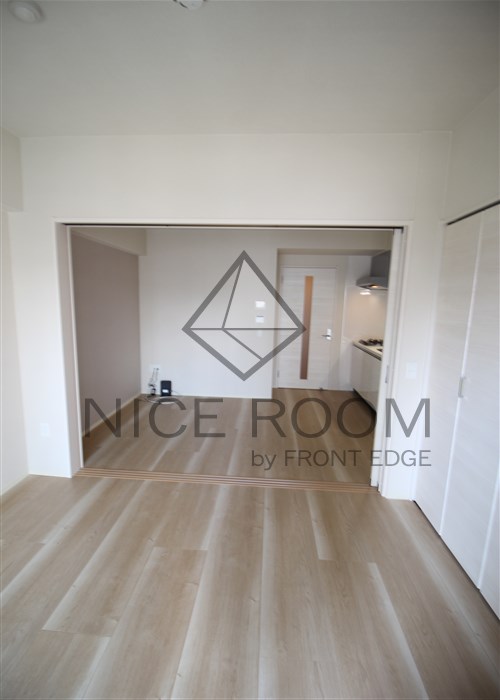 居室・リビング　アザレア梅田　リビング　別部屋写真