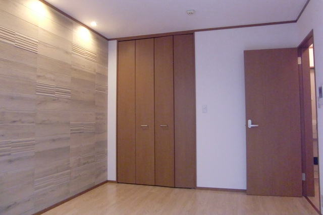 居室・リビング　★壁1面に調湿機能があるエコカラット★