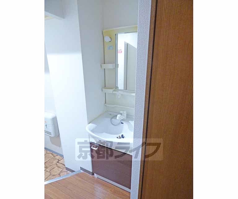 洗面設備　洗面台です。