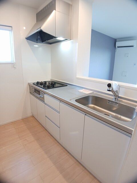 キッチン　うどん県のお部屋探しはうどん不動産へ うどんちゃんとLINE