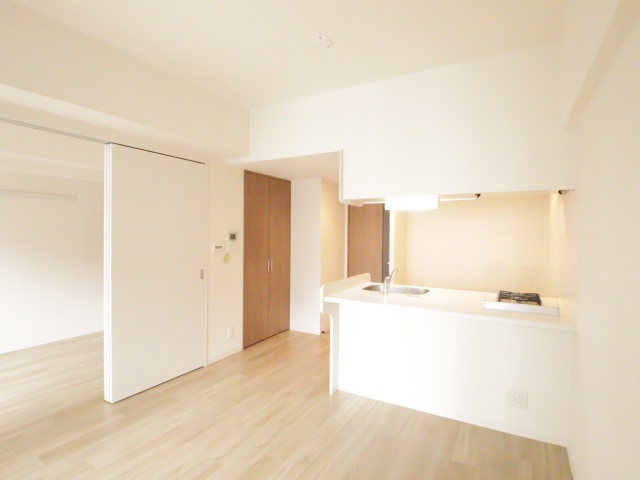 居室・リビング　※別室の参考写真の為、現況優先です。