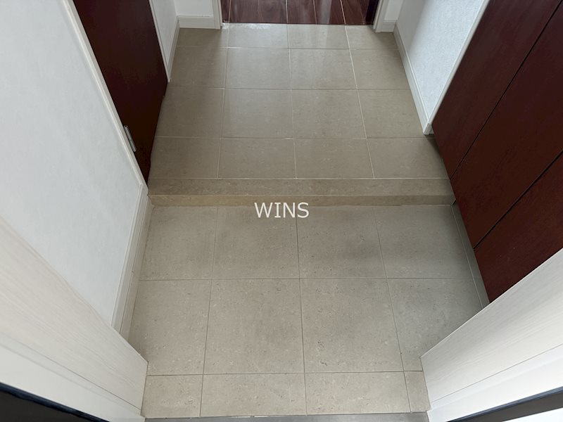 玄関　別部屋参考写真です