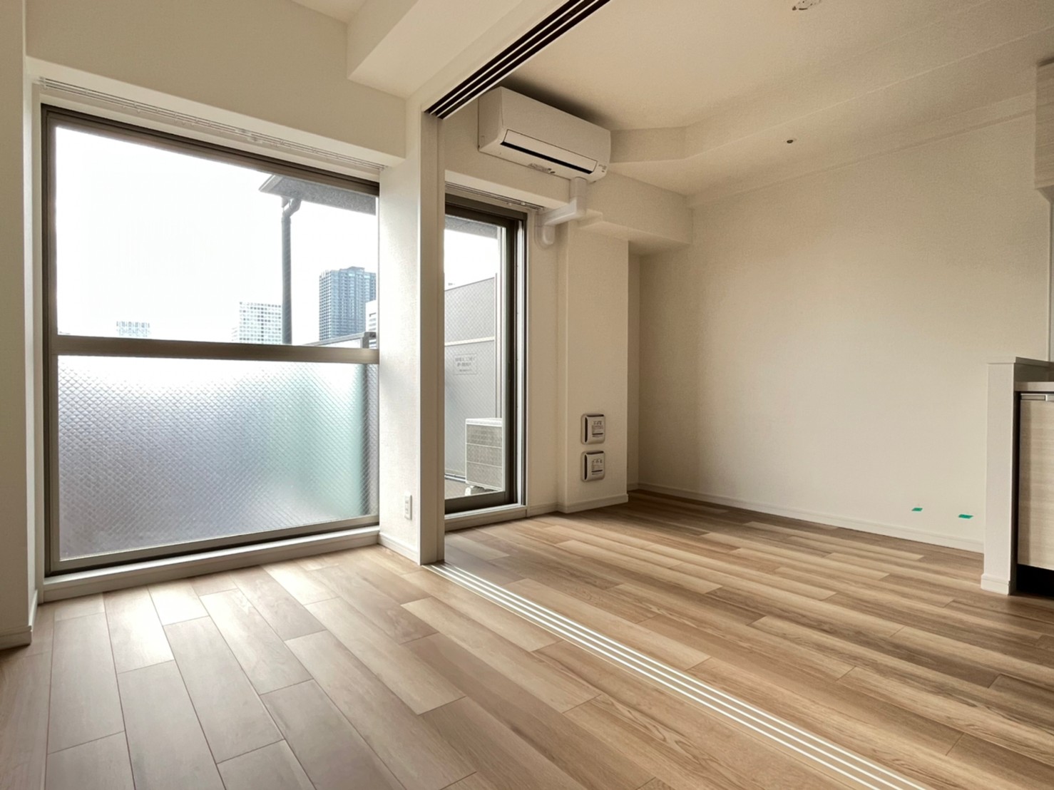 居室・リビング　※同タイプ・同モデルを使用