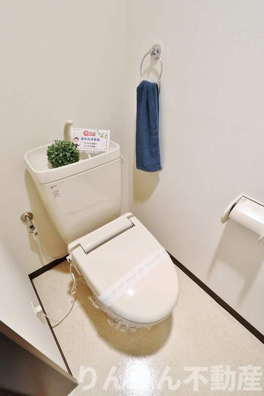 トイレ　落ち着いたトイレです