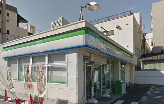 コンビニ　ファミリーマート新丸子駅東店（コンビニ）まで517m