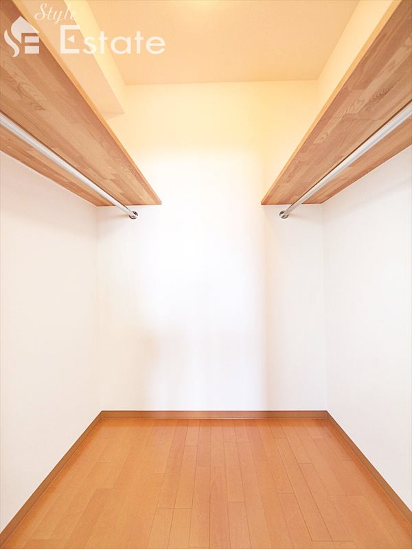 収納　ウォークインクローゼット完備