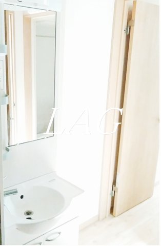 洗面設備　独立洗面台です。