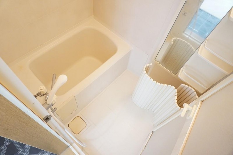 バス・シャワールーム　浴室