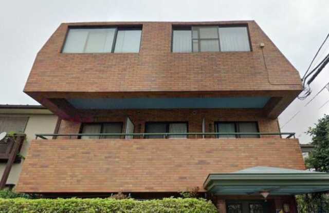 建物外観　メゾンドバロン目白