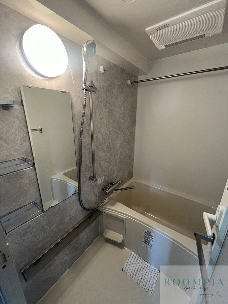 バス・シャワールーム　バス