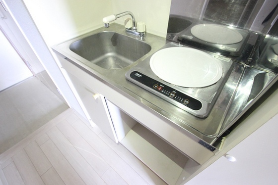 キッチン　※別部屋の写真です