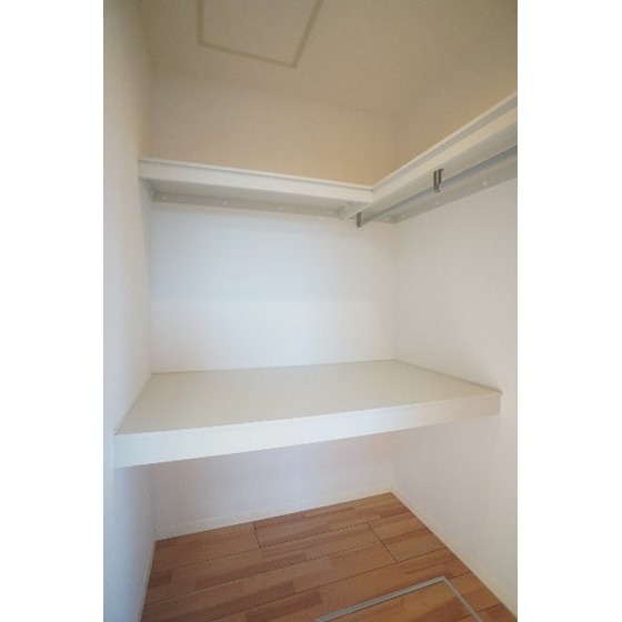 収納　ウォークインクローゼット