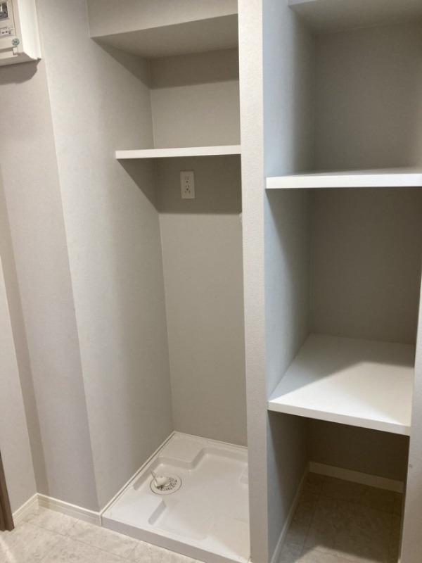 その他共有部分　室内洗濯機置場完備。