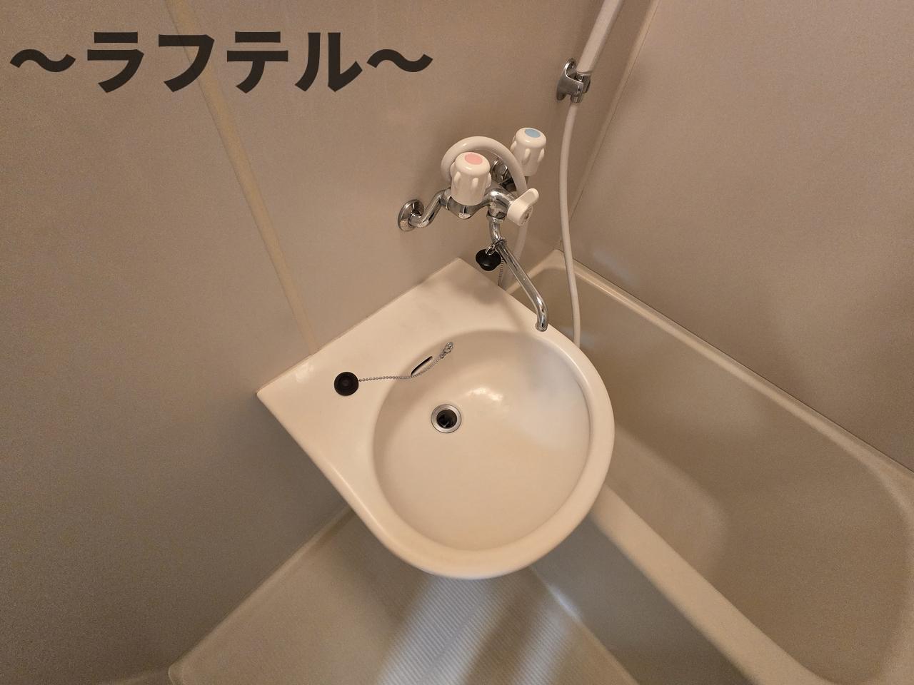 洗面設備　別部屋イメージ写真