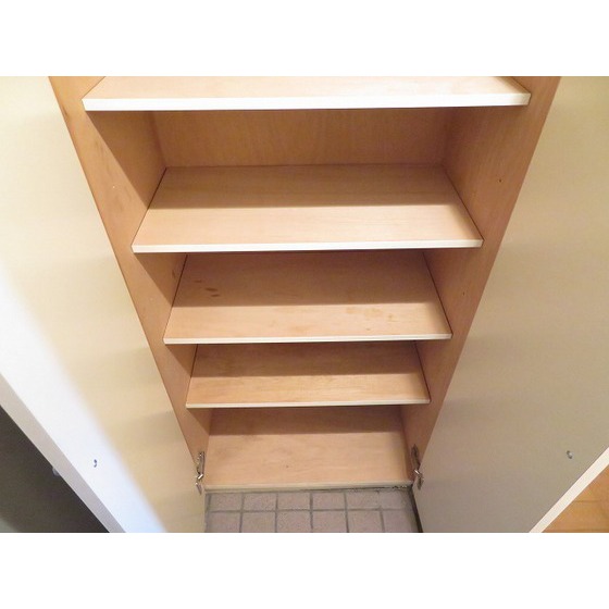 玄関　シューズボックス